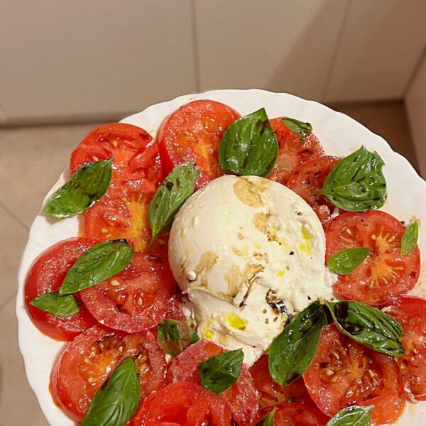 Burrata Caprese