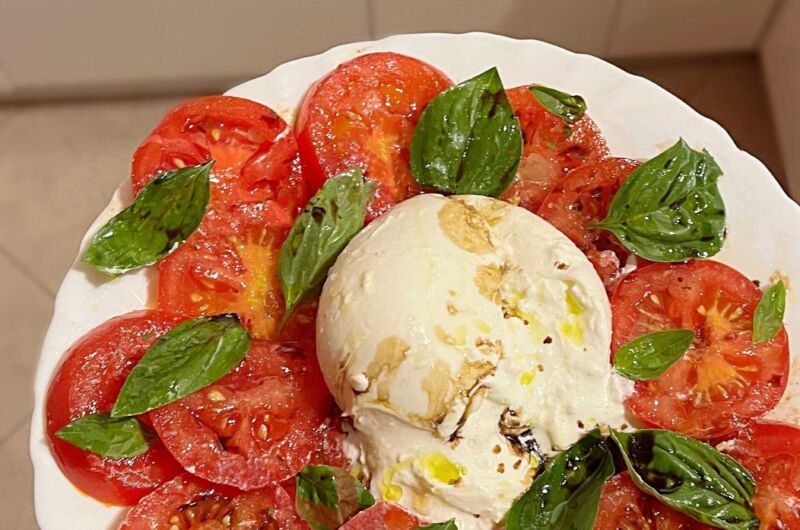 Burrata Caprese