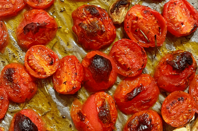 Oven Roasted Tomato and Garlic Pasta Sauce